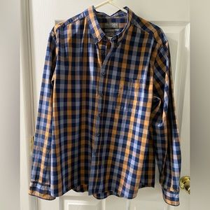 EUC Falls Creek no tuck Shirt